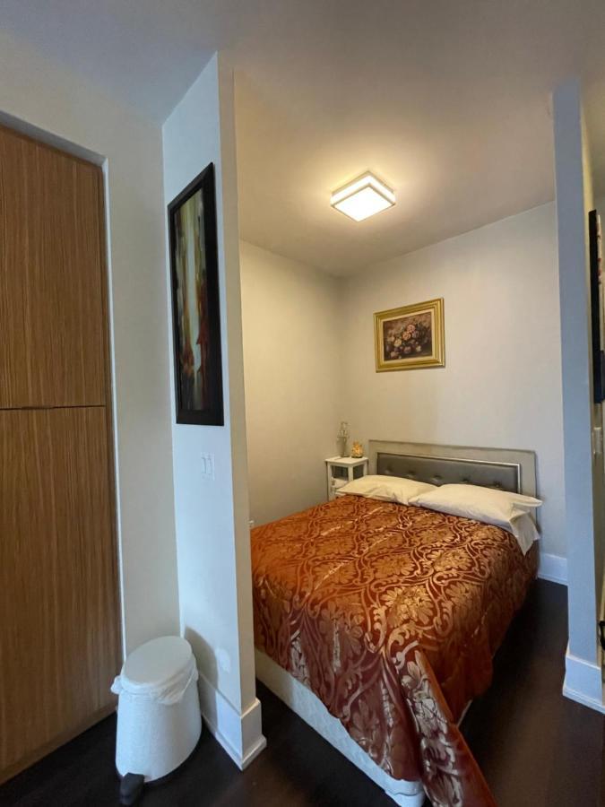 Luxury Condo With Cn Tower View Toronto Esterno foto