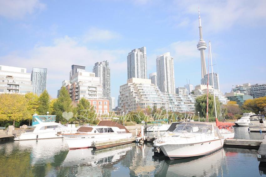 Luxury Condo With Cn Tower View Toronto Esterno foto